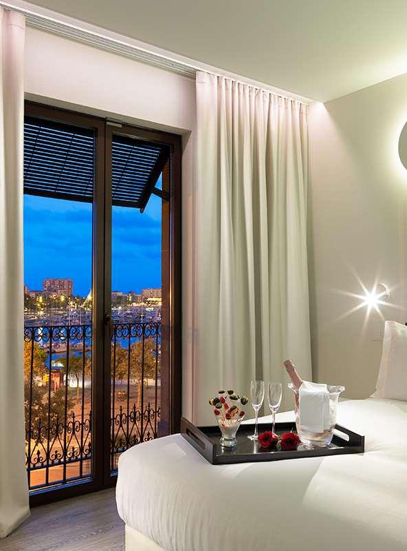 H10 Port Vell 4* Sup Hotel Barcelona Amenities photo